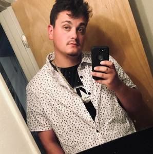 Meet your Posher, Justin